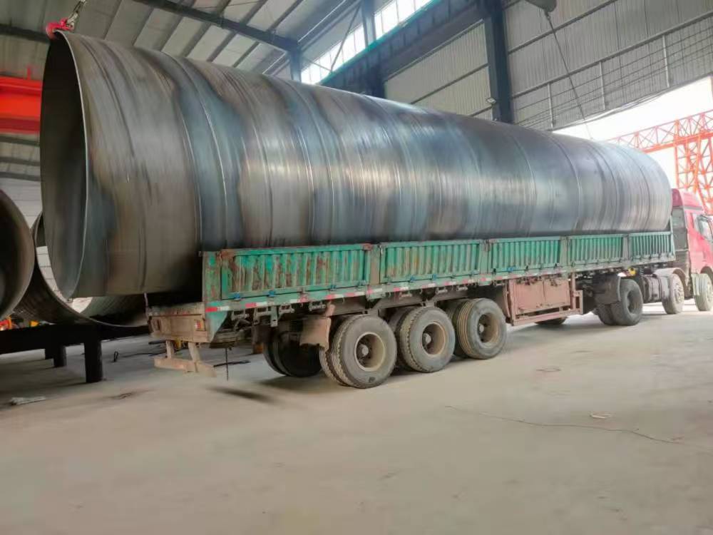 钢管桩.jpg 钢管桩.jpg